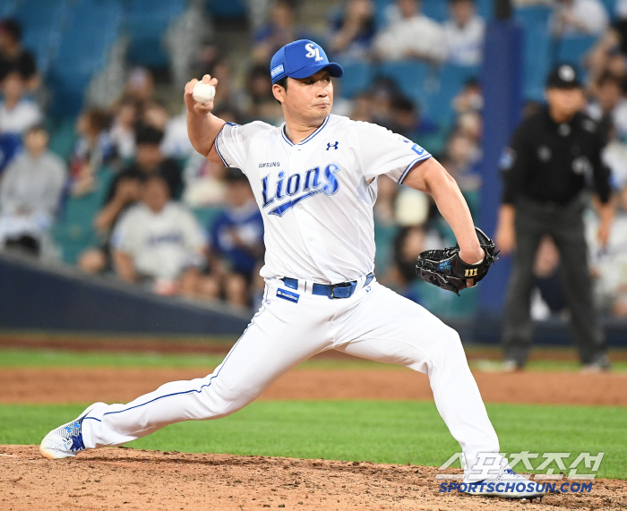 Oh Seung-hwan, a breaking ball actor, keeps learning to survive even a living legend 