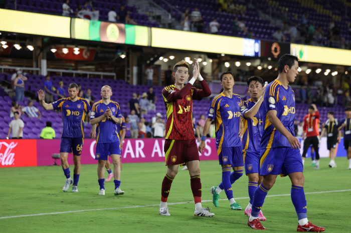  It was a game that coach Kim Pan-gon should have won, but he will do his best in the remaining two games (Full Story)