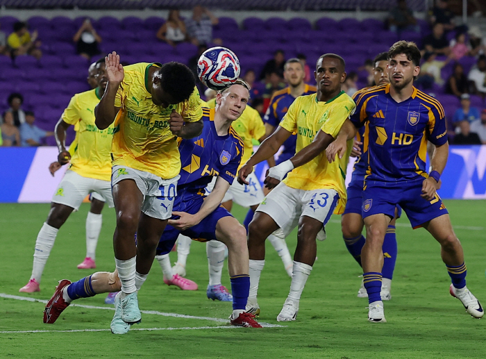 Ulsan and South Africa played 65 minutes of kickoff→01 defeat by Mammelody...Dark cloud to advance to the round of 16,