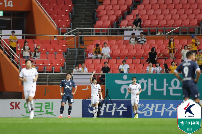  Win in 4 games → Escaped the risk of losing consecutive games, Jung Ji-hoon scored the winning goal, Gwangju, and overcame the exit variable10 wins against Jeju → 6th place successfully