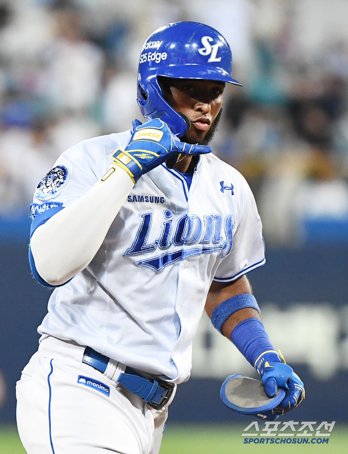 Samsung Diaz hit it again! The 26th home run! → 53 home runs, 154 RBIs, pace crazy!