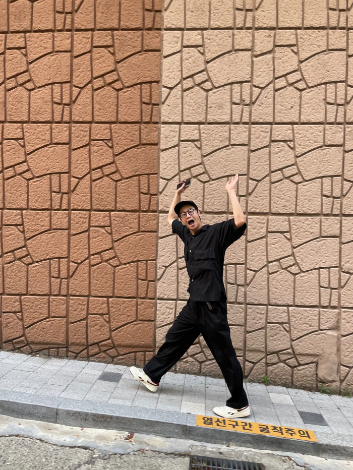  'Boyfriend GIF Maker' Jung Joon-won, 'Heart-warming visuals' in the alley and on the bed
