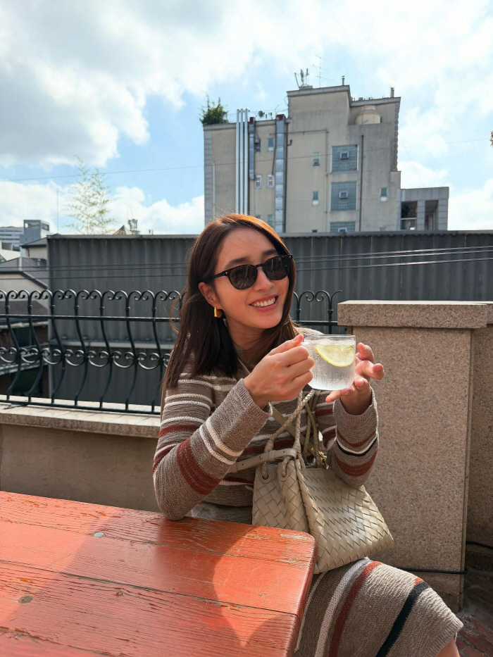  Lee Minjung who became a free lady? ♥ Healing time on the terrace alone without Lee Byung-hun