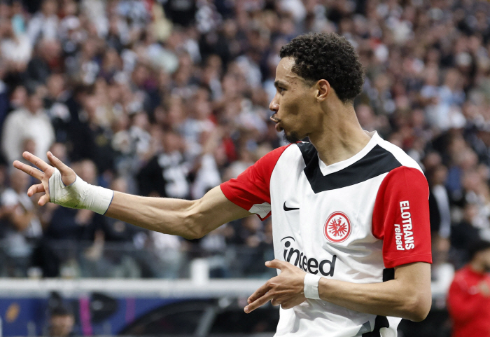 Super-hit Manchester United big picture joins 100 million euros star recruitment → Swap deal card dropped after one season of £36.5 million FW