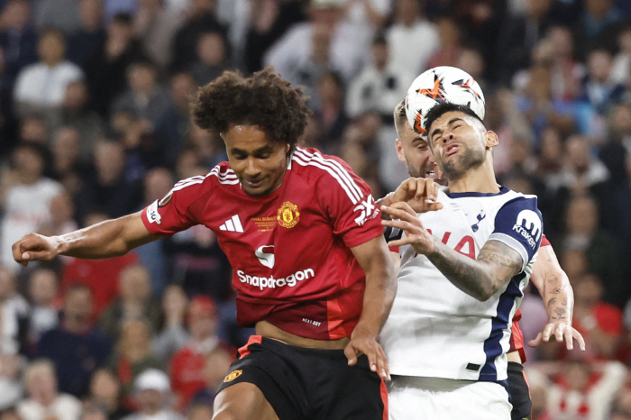 Super-hit Manchester United big picture joins 100 million euros star recruitment → Swap deal card dropped after one season of £36.5 million FW