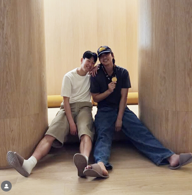 Always on your side ♥ Gong Yoo X Son Heung-min, a real bromance that shines more than a medal