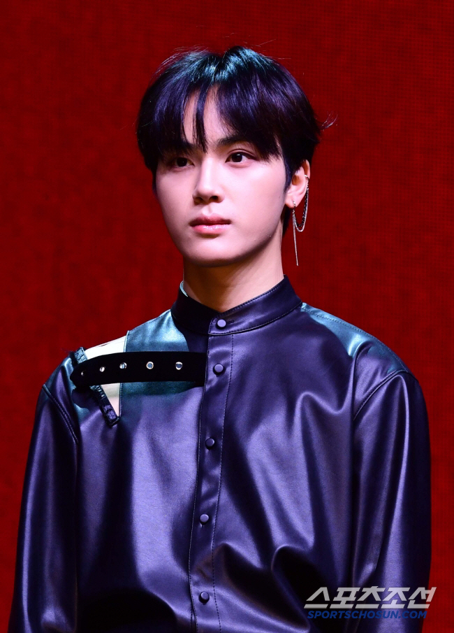 Ju Hak-nyeon’s Apology Sparks Ghostwriting Accusations