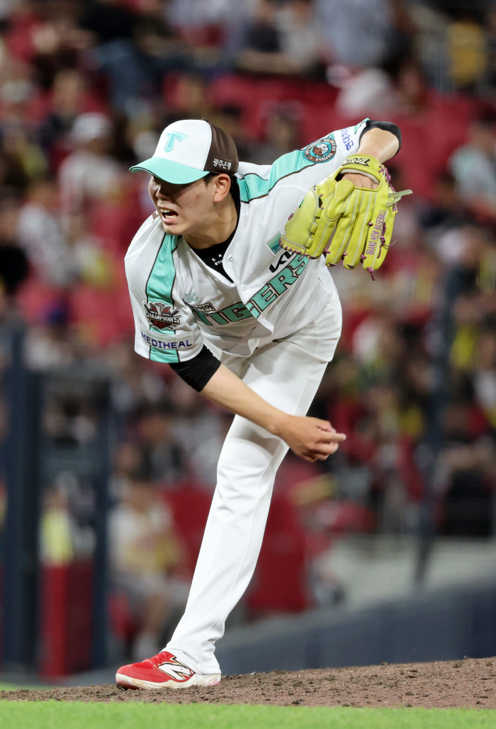 Gwangju Sung Young-tak's new history → KIA's 5th consecutive win → 5th place alone...KT's first sweep of the season 
