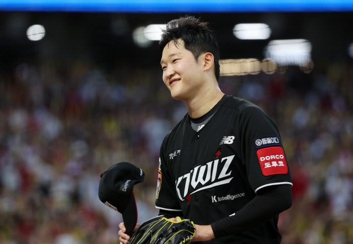 Gwangju Sung Young-tak's new history → KIA's 5th consecutive win → 5th place alone...KT's first sweep of the season 