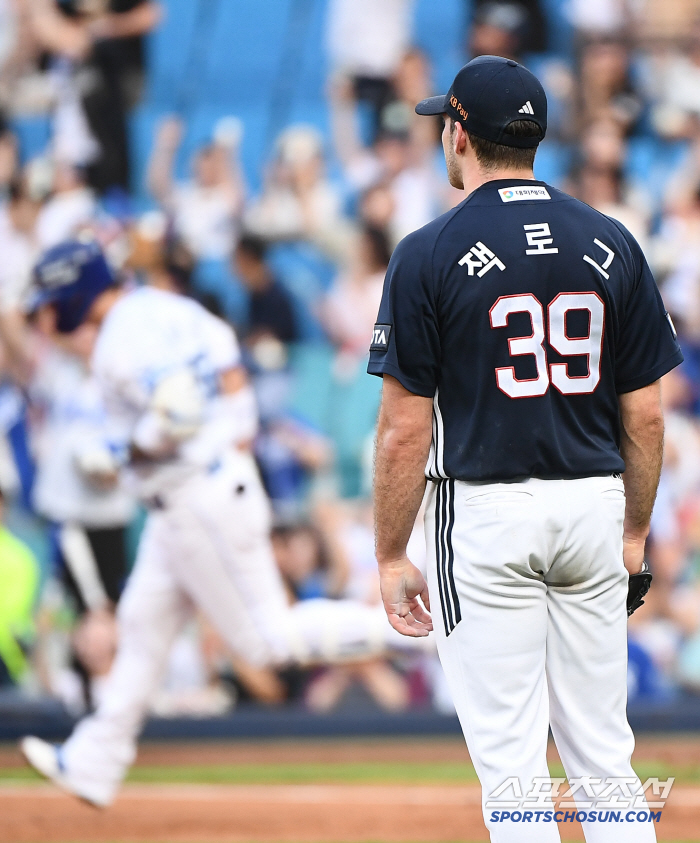 I flipped 05! Doosan, you're winning.. TAEKYEON also avenged DIAZ! → 98 Exciting Upside Down Against Samsung