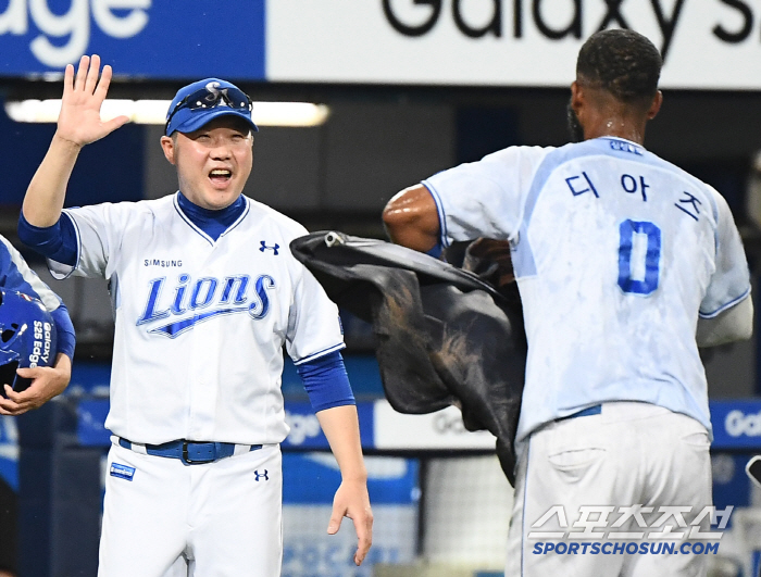 It's higher than Ohtani? No. 1 Home Run Face → If Ohtani is in the U.S., Diaz is in Korea Samsung's head coach Park Jin-man exceeds the limit of laughter