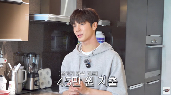 Jung Dong-won's first cooking challenge of 2 billion won will be sold at 450,000 Korean won (JD1)