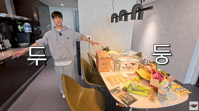Jung Dong-won's first cooking challenge of 2 billion won will be sold at 450,000 Korean won (JD1)
