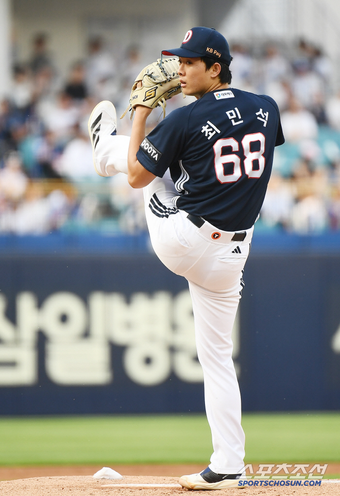 Jung Woo, Jung Hyun Woo, Bae Chan Seung? It wasn't all.. The first QS of 2025 rookie is buried like this → No. 16 Doosan Choi Min-seok came up properly prepared