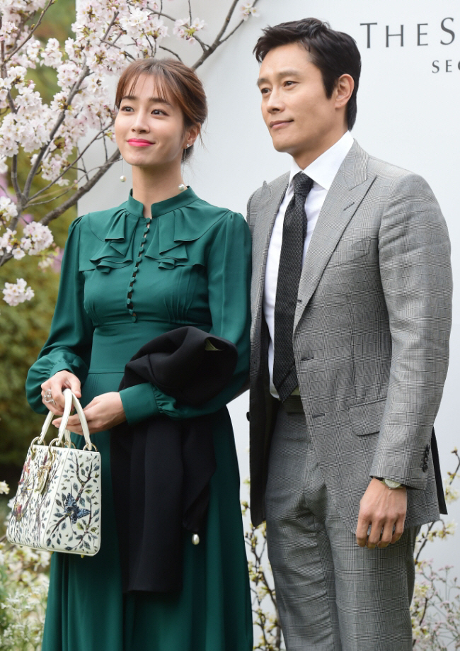 Lee Min-jung Reveals Hilarious Wedding Day Memory with Lee Byung-hun