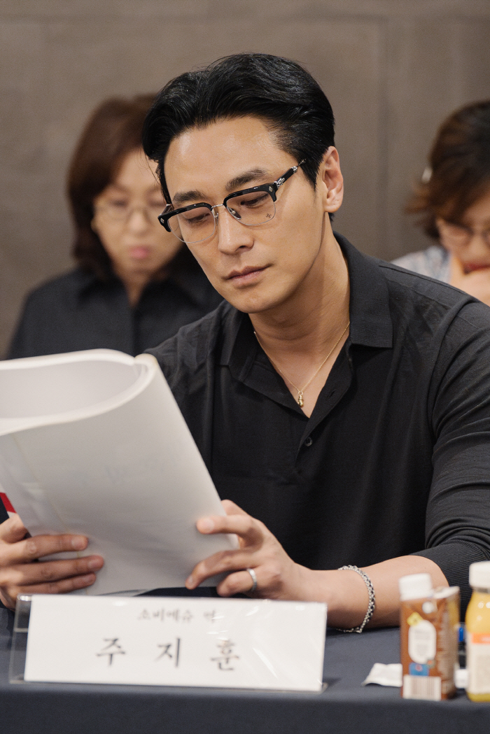 ‘The Remarried Empress’ Starring Shin Mina and Ju Jihoon to Premiere on Disney in 2026