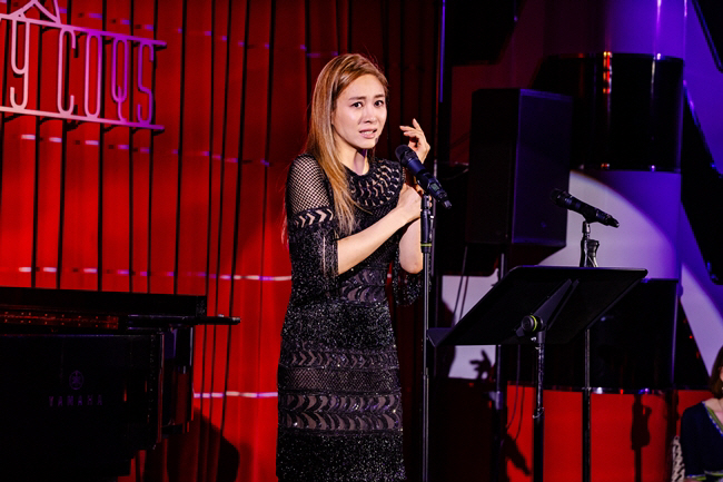 Ok Joo-hyun, Marie Curie confirmed to join...be proud of the power of culture Reenactment of overwhelming control of the stage