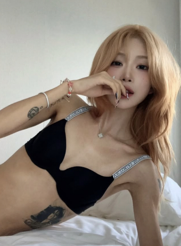  Choi Jun-hee's shocking lingerie pictorial is also hot..41kg underweight satisfaction at the highest level revealed
