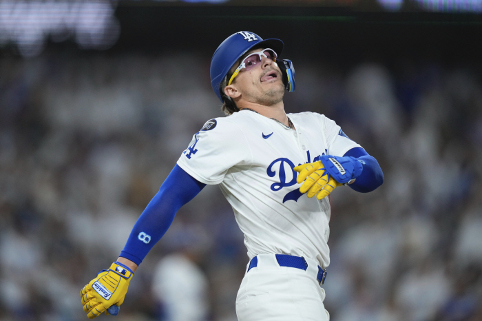 The stubbornness of putting in 14 consecutive hits as a pinch hitter, Kieke now plays a KIM double → scoring performance specializing in Kim Hye-sung as a pinch hitter