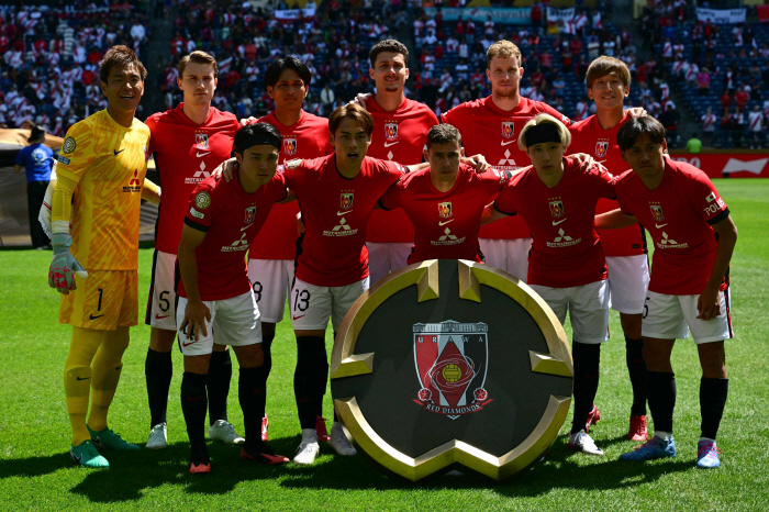 Surprised in Japan too! The captain's non-manner of the representative club that surprised the world so much that he bowed his head immediately →I had no idea. Apple