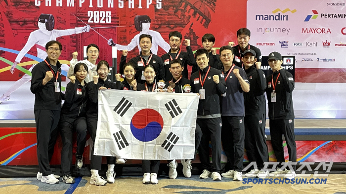 Injury fighting spirit, world No. 1 dignified Song Se-ra wins her first career victory in the championship 女! Yoon Jeong-hyun, a Korean military athletic unit who is challenging to win two team titles, and a bronze medal for Fleur advancement