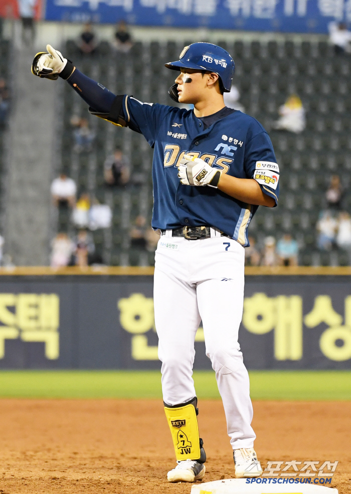 Jeon Kyung-ki is also struggling to rank No. 1 in the innings of Jeon Kyung-ki and defense…After the walk-off loss, you're a bad guy