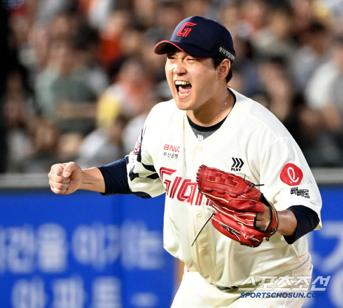 Nadeux the blade is back! 365 days  1st starting win for the first time in 14G → Winning against No. 1 Hanwha 