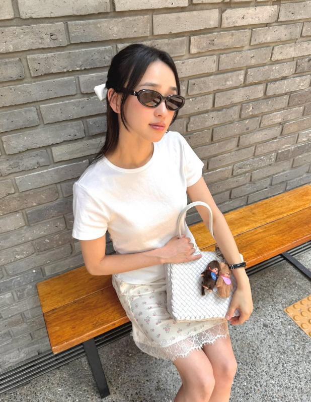  Are you the mom with a son? Son Yeonjae, she's beautiful even if she's single