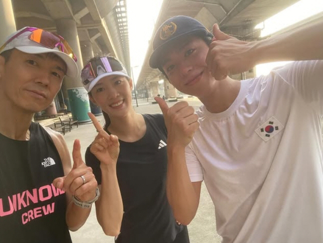  It was Park Bo-gum running monster...Sean is also amazed. 'Completed 10km free in just two times.'