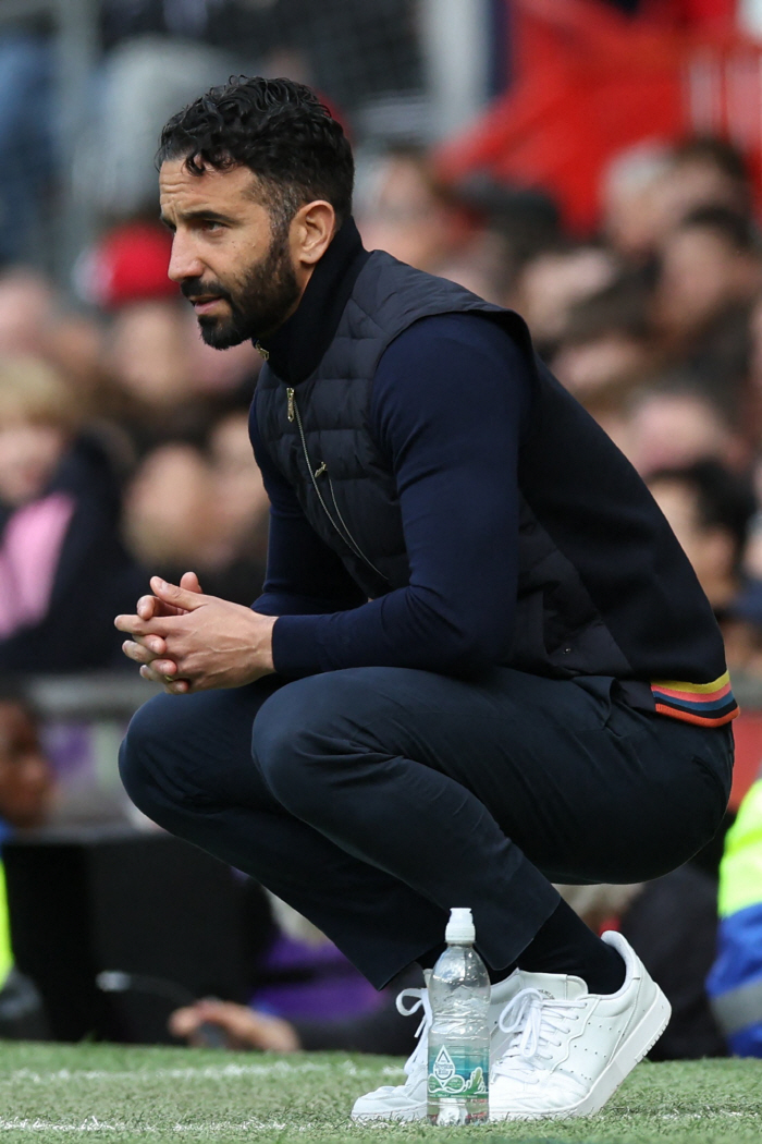 Ten hah, don't repeat your mistakes! Amorim sharpened his sword, will you go to Manchester United? £55 million first refusal → Set a dead line