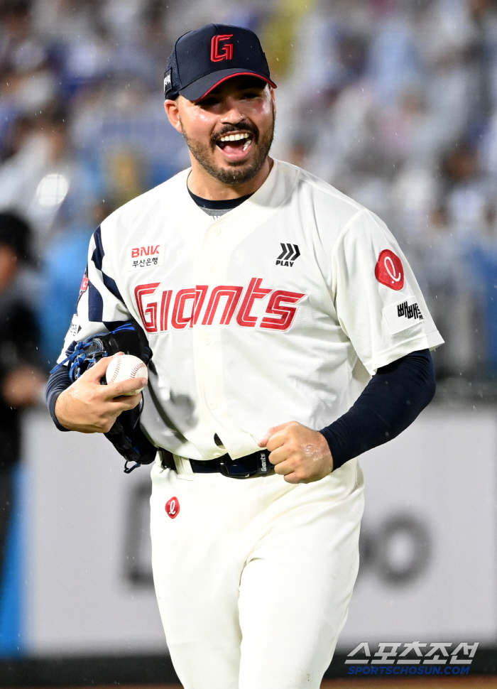 What a waste! A new record! Jung Chul-won X Kim Won-joong 3 consecutive wins...Information-geun final hit Jung Hoon's net shot Lotte has won three consecutive games...Samsung's defense obstruction in heavy rain