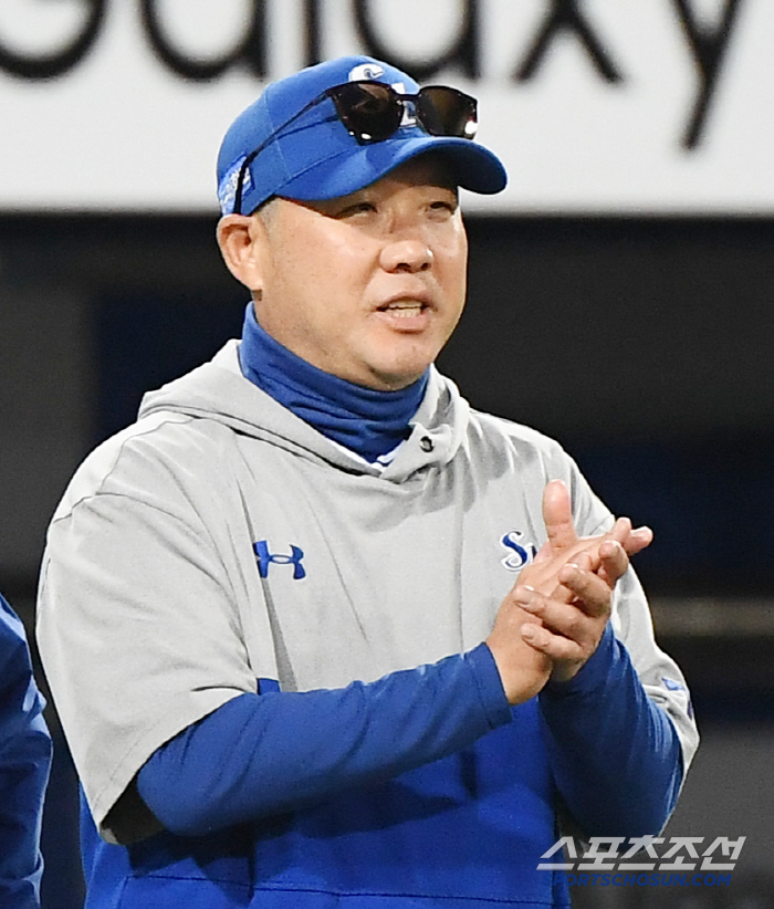 What a waste! A new record! Jung Chul-won X Kim Won-joong 3 consecutive wins...Information-geun final hit Jung Hoon's net shot Lotte has won three consecutive games...Samsung's defense obstruction in heavy rain