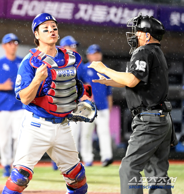 What a waste! A new record! Jung Chul-won X Kim Won-joong 3 consecutive wins...Information-geun final hit Jung Hoon's net shot Lotte has won three consecutive games...Samsung's defense obstruction in heavy rain