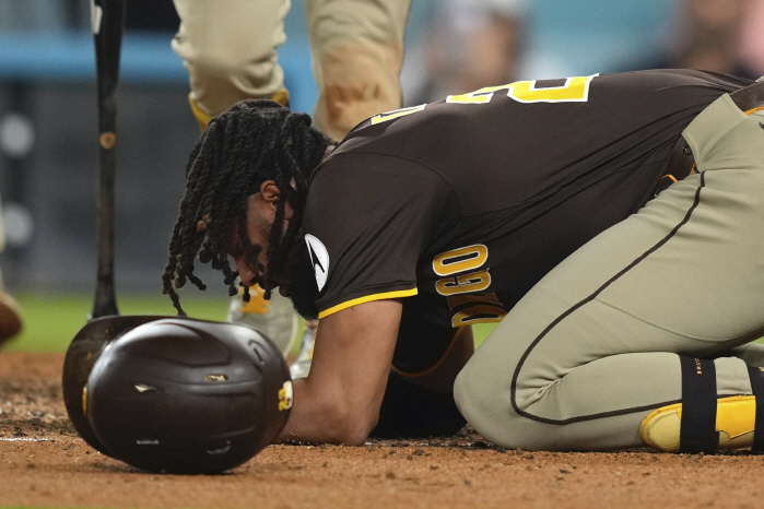 Don't come out even after getting hit by 161km bin ball. Ohtani class...Rival war is here! suspension and fine