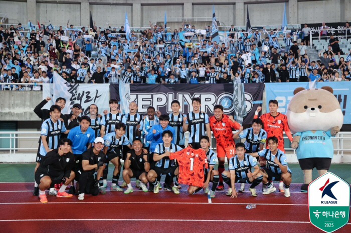 Mugosa K-League's 100th goal Incheon won 20 complete games against Hwaseong with 14 undefeated games  Cheonan, the lowest running team, and E-Land with 4ㄷ2 come-from-behind wins and 2 consecutive wins (K-League 2 roundup)