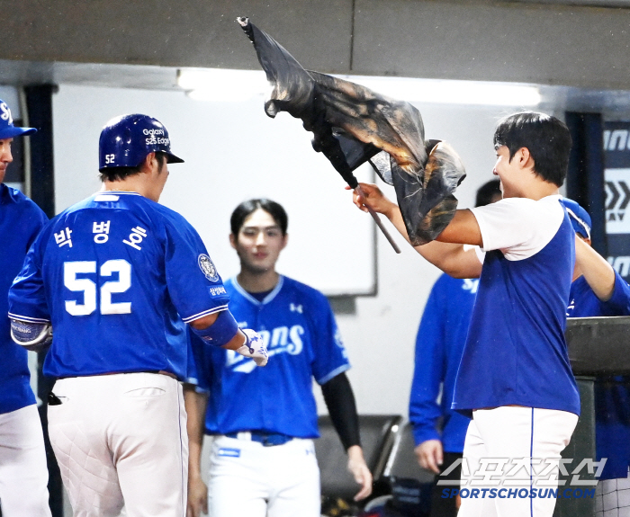 Park Byung-ho's sincerity (Busan site), which was more regretful than joy, was the lion flag that did not even get a home run for two consecutive days