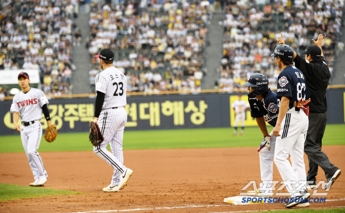 The result was disastrous for LG, which failed to narrow down → 2 runs → 1 point difference loss details disappeared. Co-leader failed → 3rd place and 1G race 
