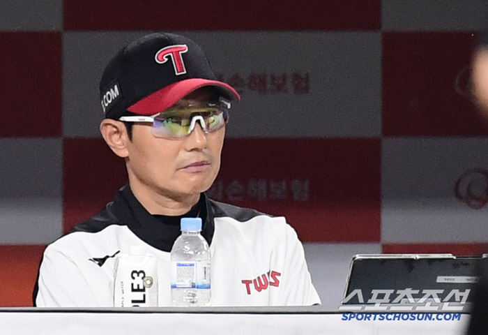 This is the first place to go. Son Joo-young, Lim Chan-gyu, vacation, and Yum Gallyang's Yu Mu-hwan. Will he regain the top spot with the expected starting baseball? 