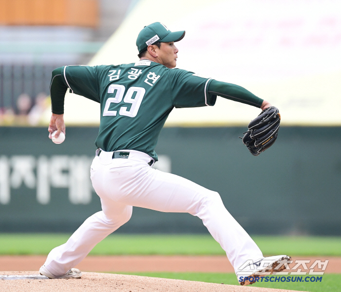 Yang Hyun-jong laughed today Kim Kwang-hyun's showdown with Kim Kwang-hyun won by a decision of two runs in six innings 