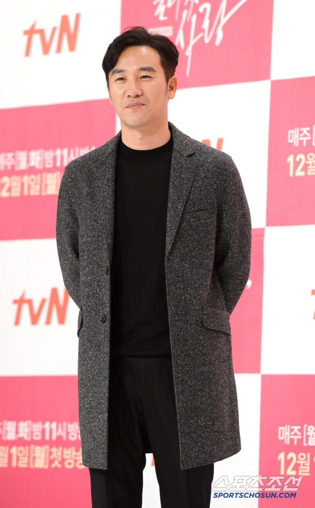 Yoon Hye-jin, ♥ Um Tae-woong, after 9 years of returning, the time we endured in an unimpeachable wait, is miraculous