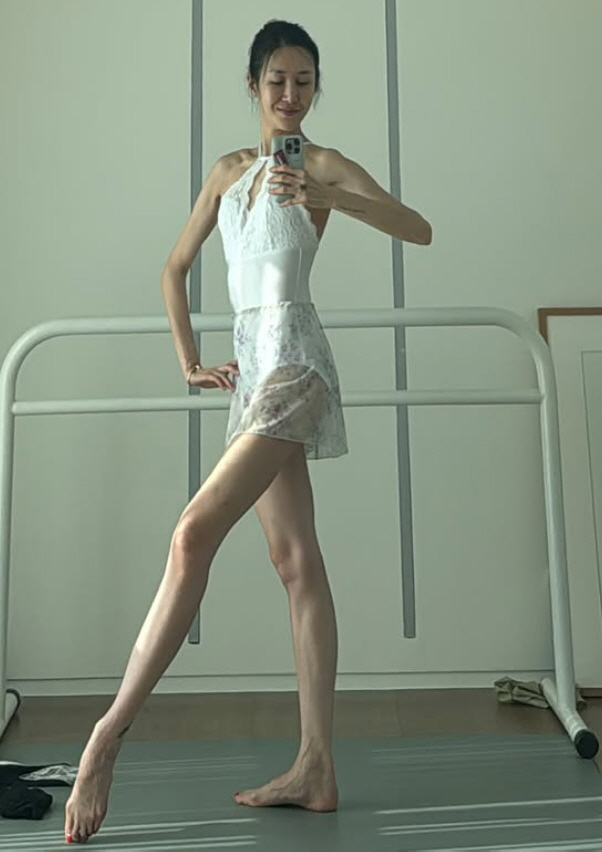 The ballerina pose is different...Eom Tae-woong ♥ Yoon Hye-jin, ballet suit appearance → 0% skinny body surprise