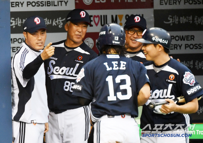 Dynamic plays were often produced. 9th place team with 2 infield hits and a dagger on a one-roof rival. I hope you play well.