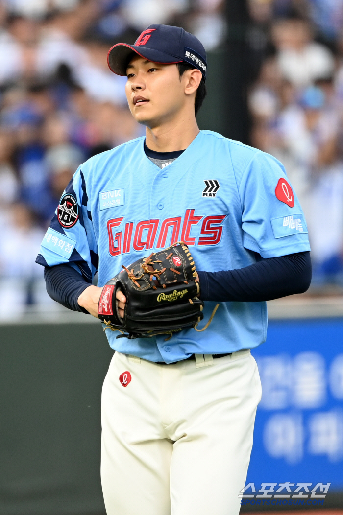 Even if Park Se-woong collapses, there is an average of 156km Hong Min-ki and Yoon Sung-bin! Lotte is rushing for four consecutive wins with a miraculous turnaround of six points in the seventh inning...Samsung has lost three games in a row