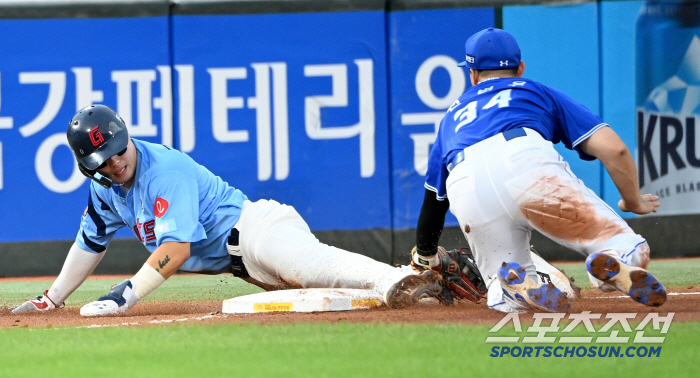 Even if Park Se-woong collapses, there is an average of 156km Hong Min-ki and Yoon Sung-bin! Lotte is rushing for four consecutive wins with a miraculous turnaround of six points in the seventh inning...Samsung has lost three games in a row