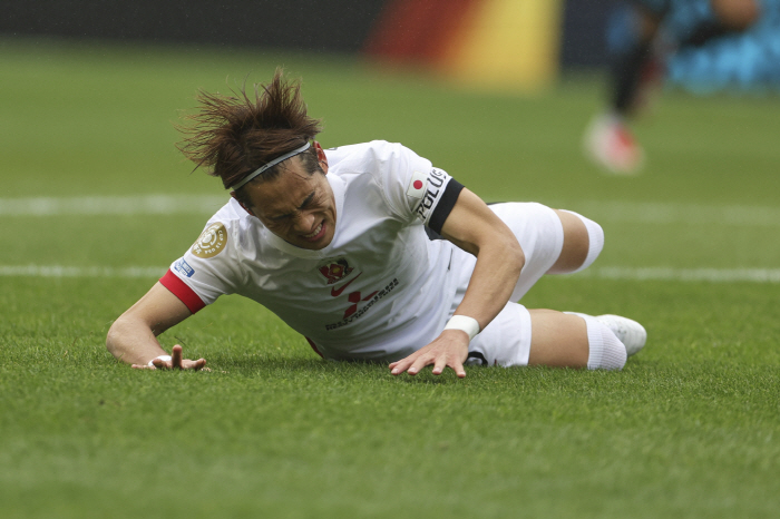 Fans and players also shed tears and lost to Urawa and Inter Milan 10→12 early elimination from the Club World Cup...Soccer is cruel