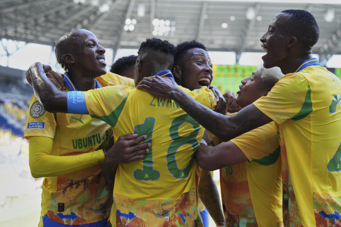 Great DNA! Bellingham's first start → debut goal...Dortmund Beat Ulsan Mamelodi 01→41→43 Sweat Win