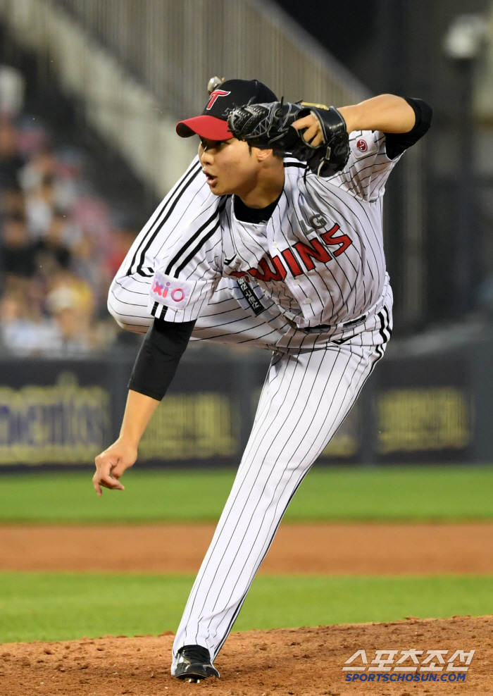 I don't put up with the rant anymore. He is the first foreign pitcher to replace the foreign pitcher in the 5th inning despite his one-run lead. He floated the first half of the game with a bull pen of bees