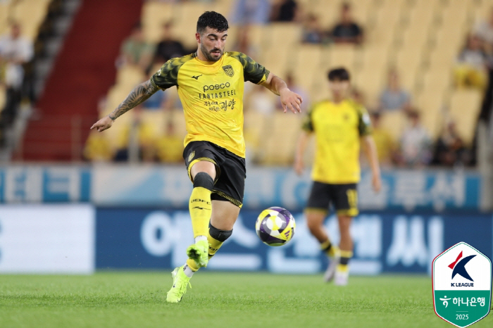  Let's run again!→ Suwon, which maintains a 10-point gap with the leader, and Jeonnam, which won 31 against Gyeongnam, drew 00 against Gimpo