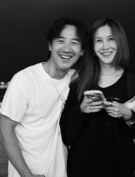  My wife just needs to forgive me...Um Tae-woong returns after 9 years after controversy over prostitution →♥ Yoon Hye-jin's passionate support