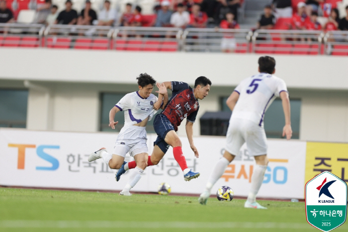 Lee Seung-won's winning goal, Gimcheon Sangmu, is scary, overpowered FC Anyang 10 and won 4 games without losing → Jumping to 3rd place